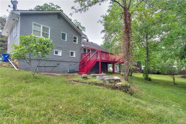 Building Photo - 2067 Brockett Rd