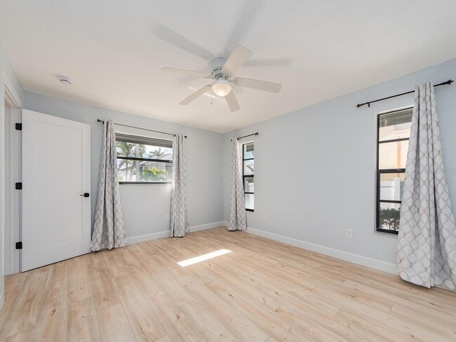 Building Photo - 110 17th St