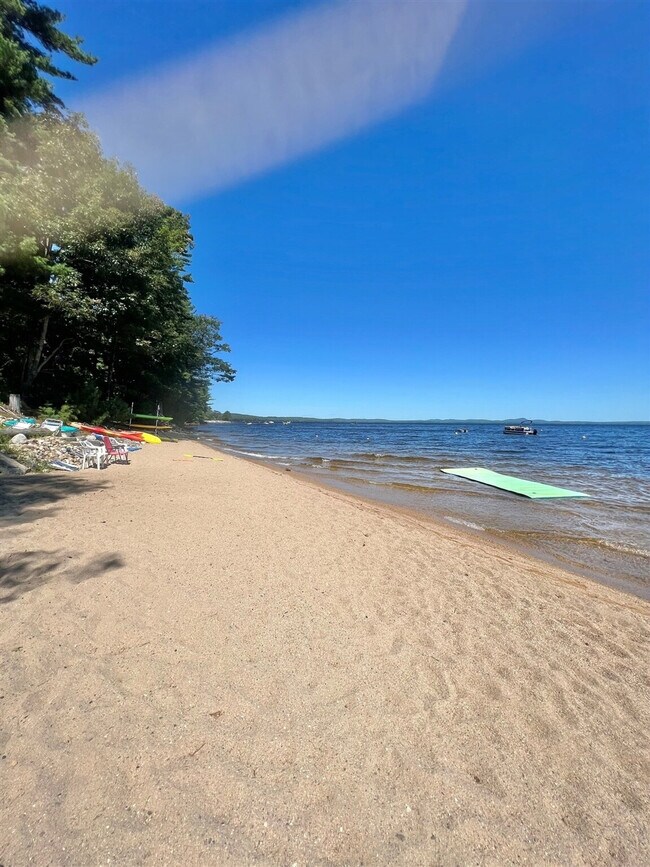 Building Photo - 28 W Shore Rd