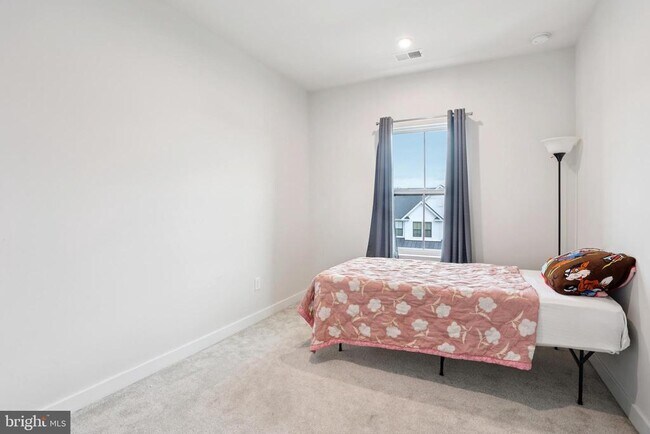 Building Photo - 47 Rosemary Wy