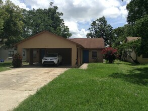 Building Photo - Must See! 2 Bedroom/2 Bathroom Duplex In Sanford!!!!