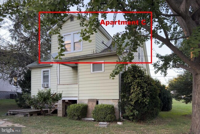 Building Photo - 35 3rd Ave