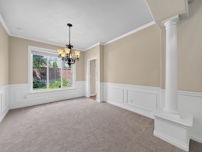 Building Photo - 1311 270th Way SE