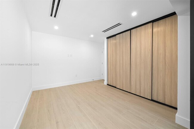 Building Photo - 7291 SW 129th St