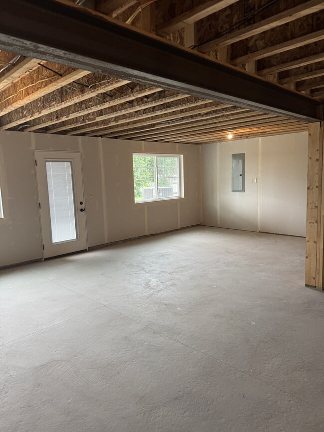 Building Photo - 5745 Holmstrom Ct