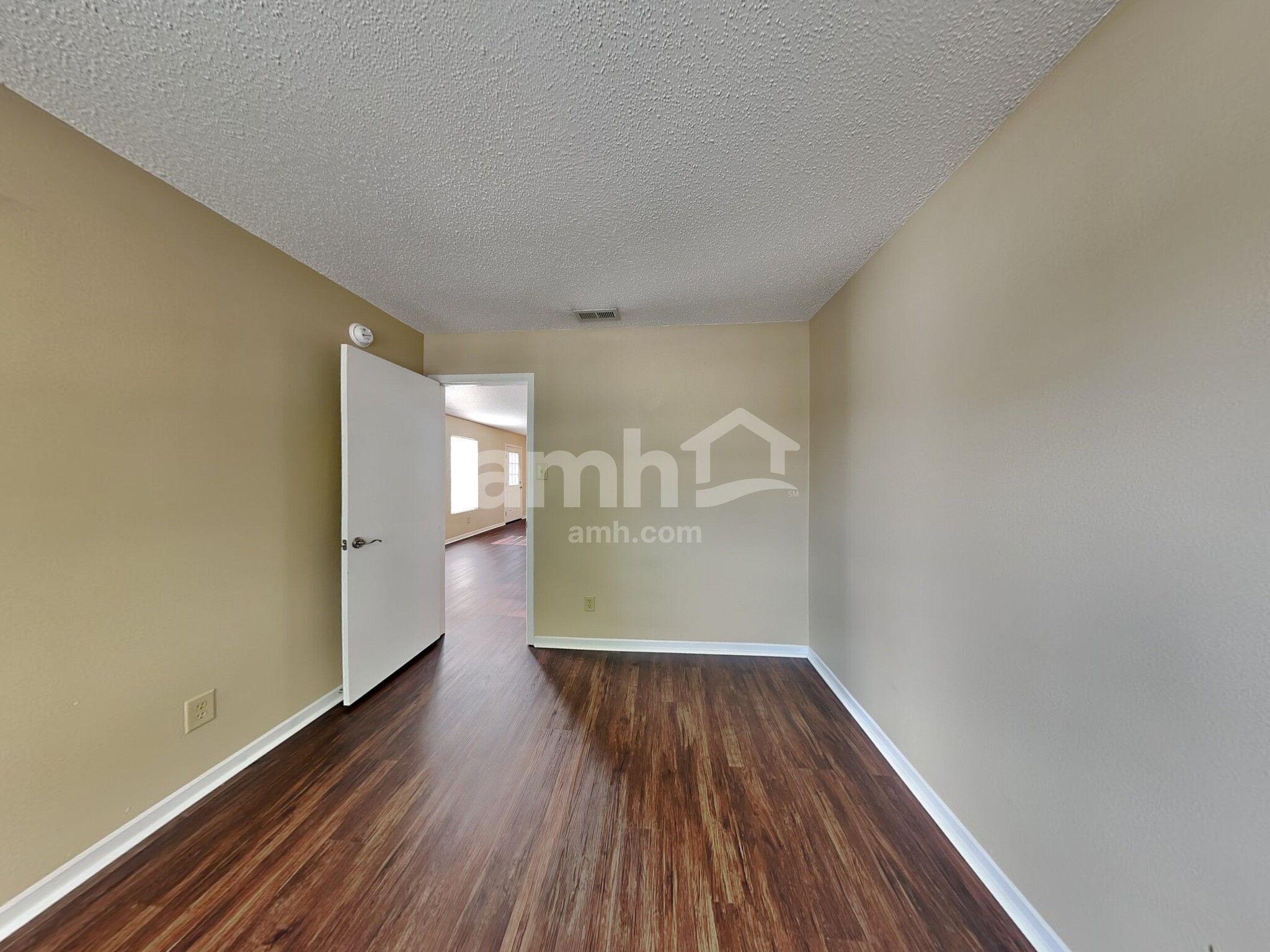Building Photo - 906 Brookstone Dr