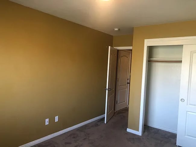 Building Photo - COMING SOON! Single family home in the SW