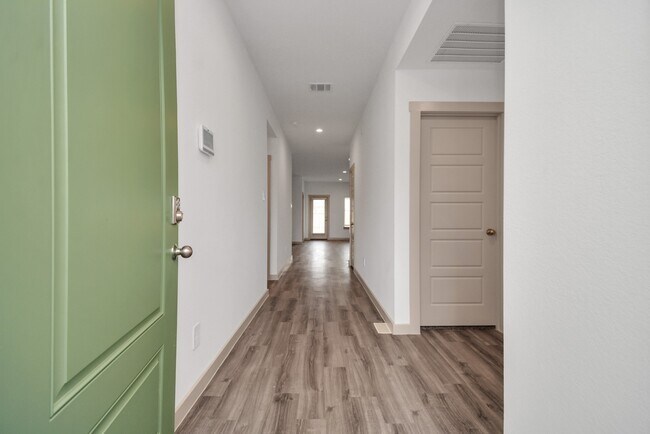 Building Photo - 7810 Brumbly Ln