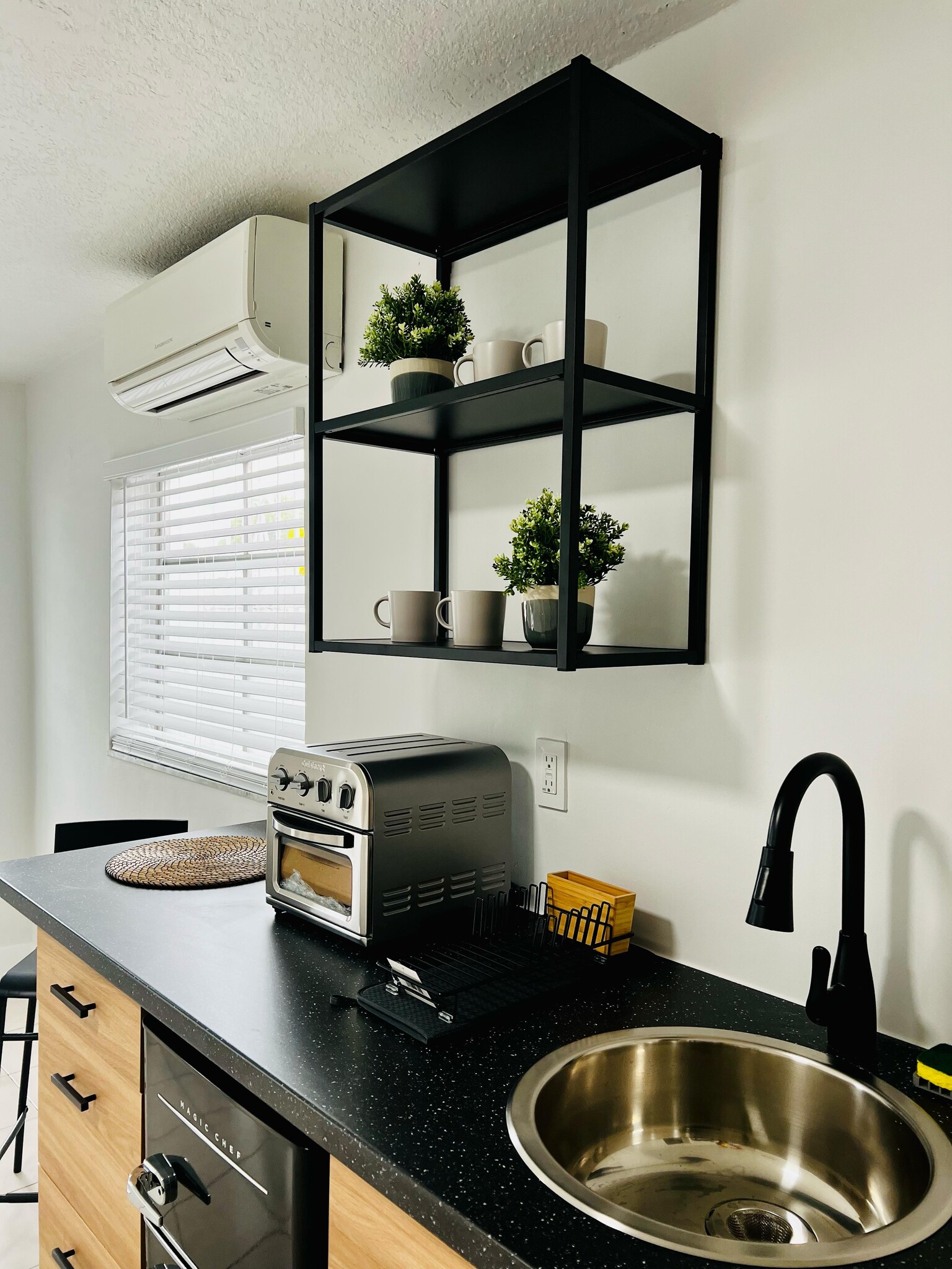 Building Photo - 911 NW 39th Ct