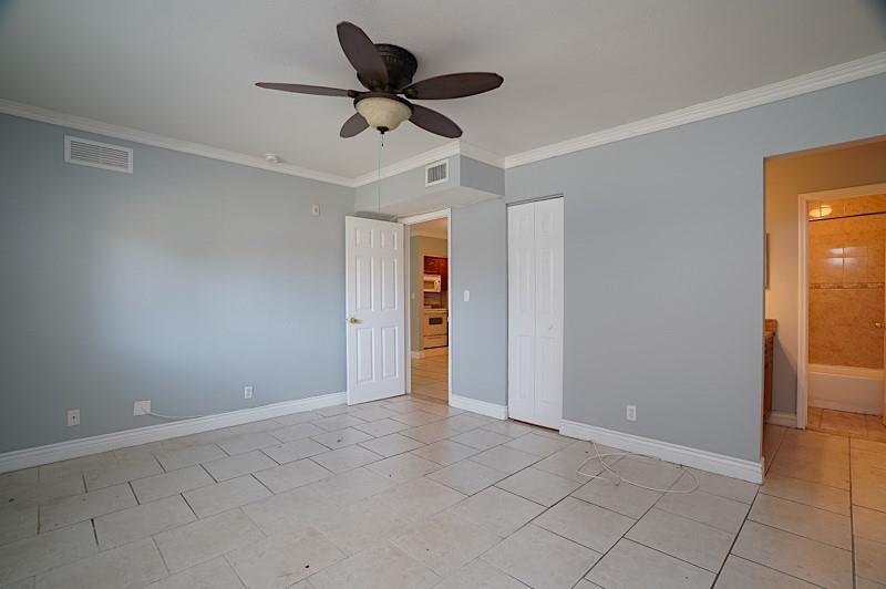 Building Photo - 2854 NW 55th Ave