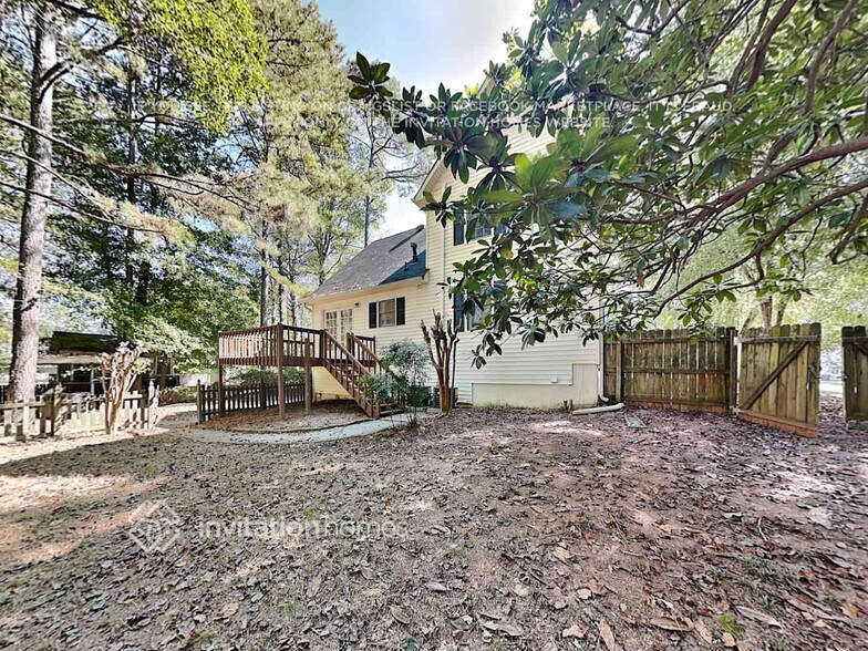 Building Photo - 297 Old Hickory Way