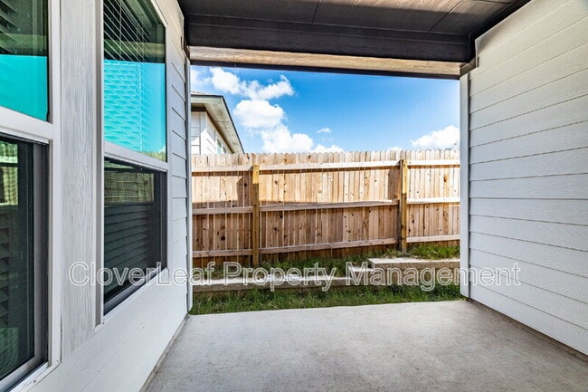 Building Photo - 311 Nespral Dr