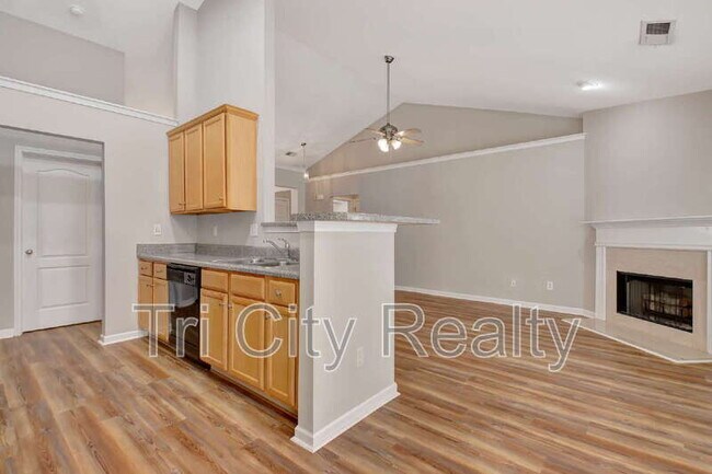 Building Photo - 342 Hunterian Pl