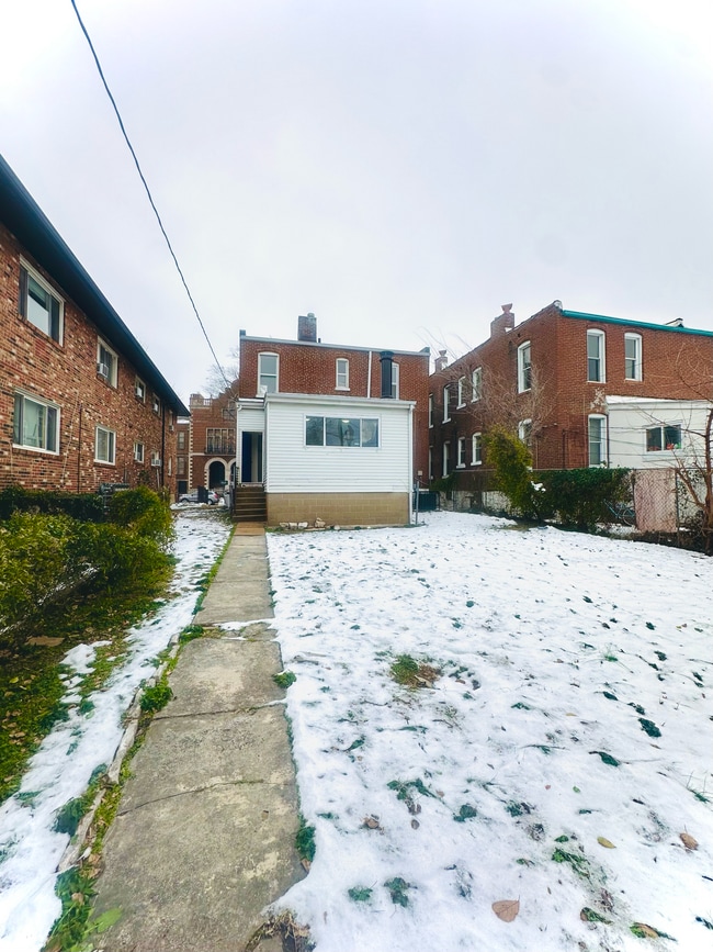 Building Photo - 4325 MorganFord Rd