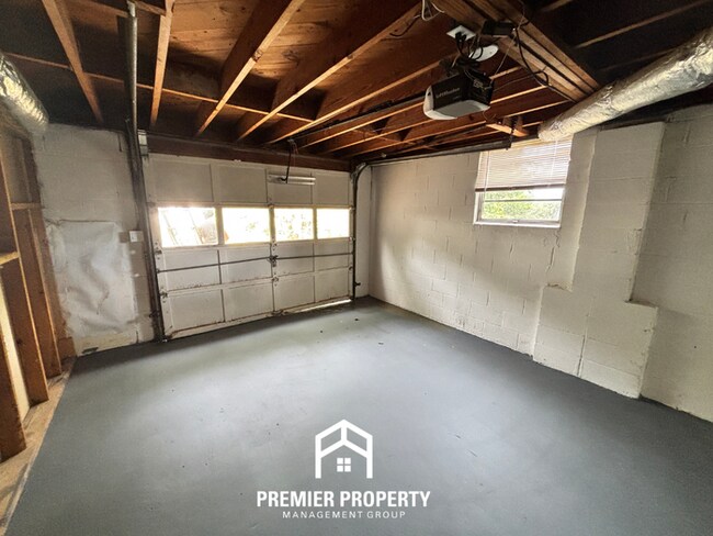 Building Photo - 3609 Pinson Heights Cir