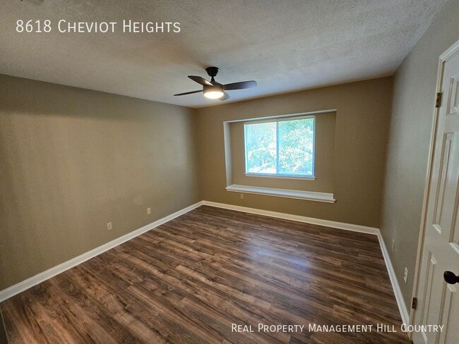 Building Photo - 8618 Cheviot Heights