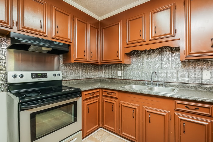Building Photo - 221 N Pandora Dr