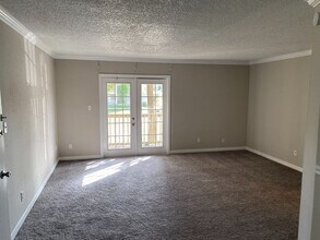 Building Photo - Serravella - 285-202