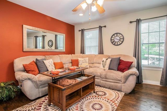 Building Photo - 2824 Minert St