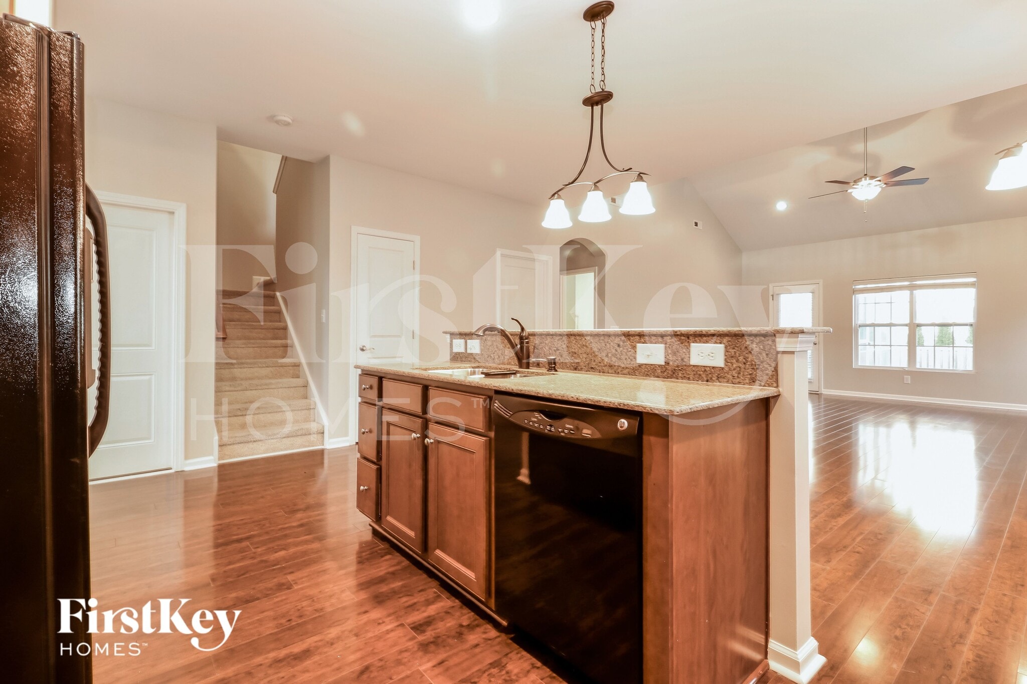 Building Photo - 9023 Hema Ln