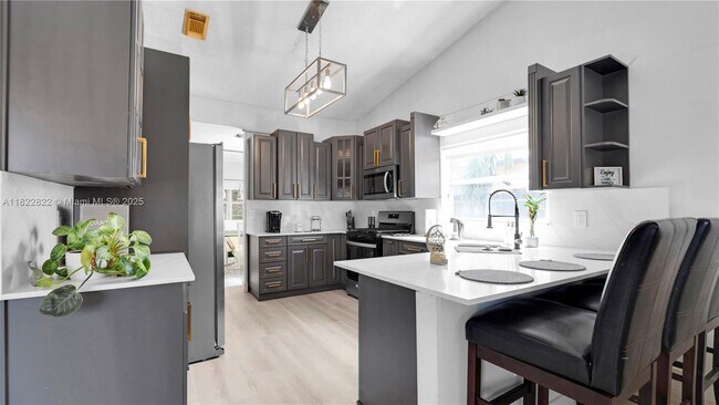 Building Photo - 8356 SW 158th Ave