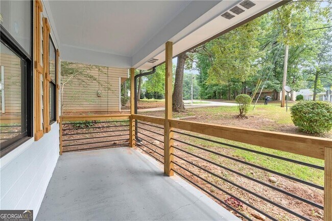 Building Photo - 5303 Kemper Pl