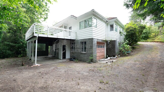 Building Photo - 11322 Exeter Ave NE