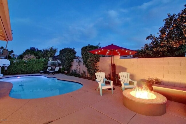 Building Photo - 8881 E Gray Rd