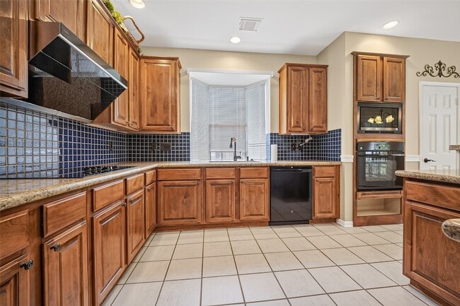 Building Photo - 4414 Ringrose Dr