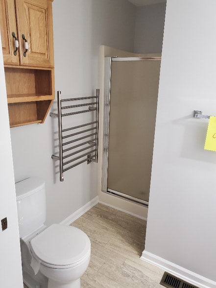 Building Photo - 529 Ravens Lake Dr