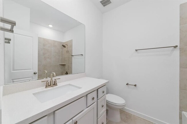 Building Photo - 21650 Lampeter River Ln