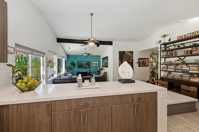 Building Photo - 52273 Avenida Madero