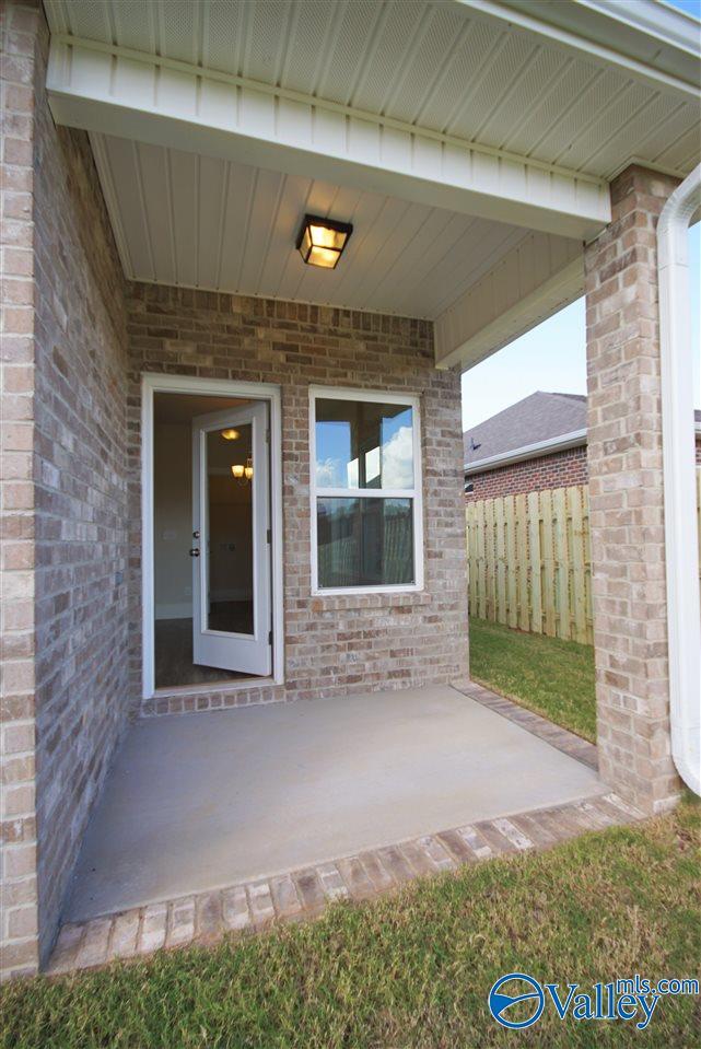Building Photo - 104 Williams Pointe Boulevard SW