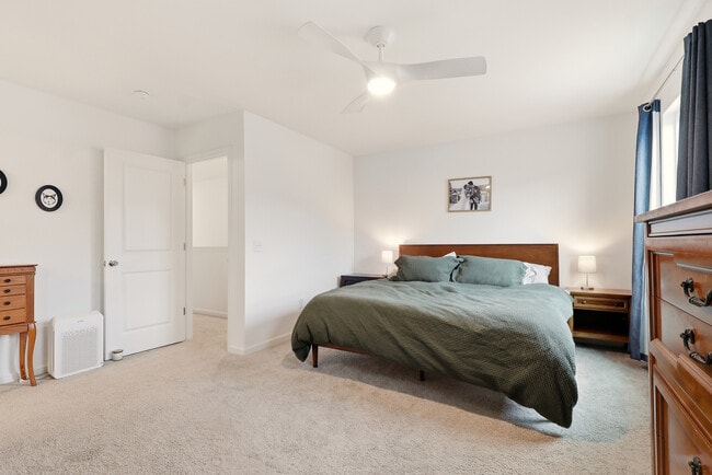 Building Photo - 17 Saltford Ln