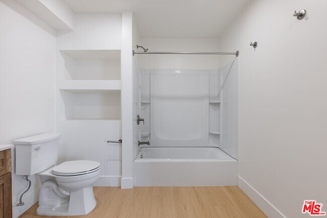 Building Photo - 8561 Belmont St