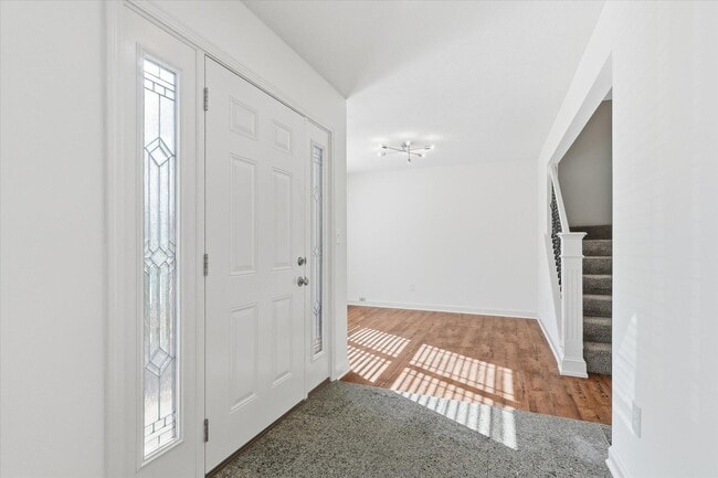 Building Photo - 421 S Village Cir