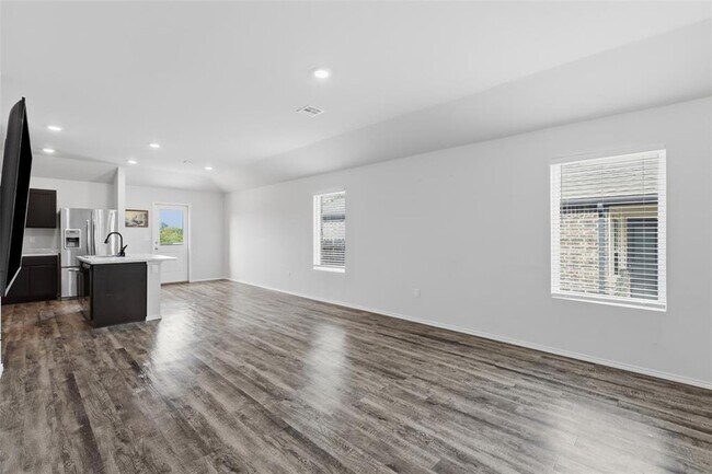 Building Photo - 11832 NW 94th St