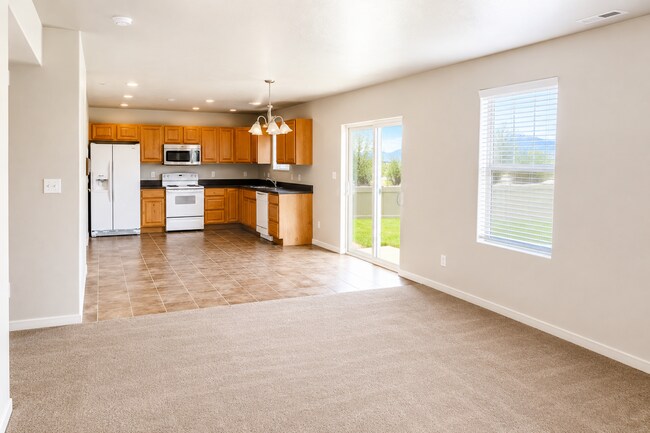 Building Photo - Lovely Home for Rent