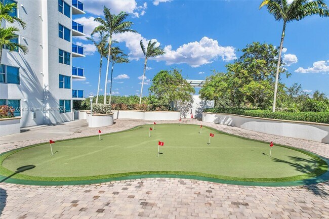 Building Photo - 2681 N Flamingo Rd