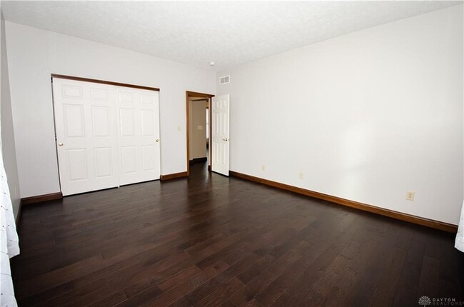 Building Photo - 2719 Sycamore Ridge Ct