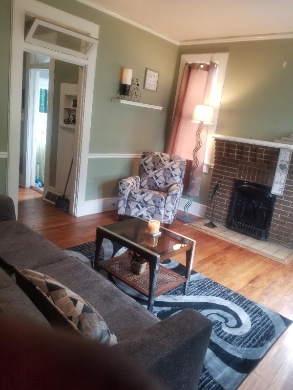 Building Photo - 2217 Marion St