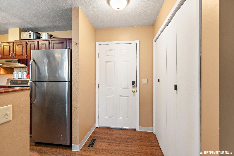 Building Photo - 3030 Denali St