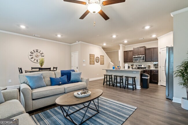 Building Photo - 2029 Pinnacle Walk