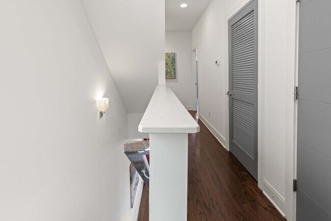 Building Photo - 1109 Archer St