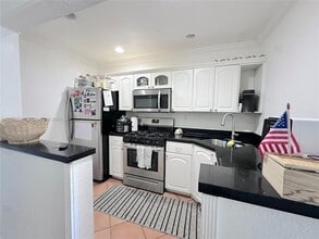 Building Photo - 8600 SW 67th Ave