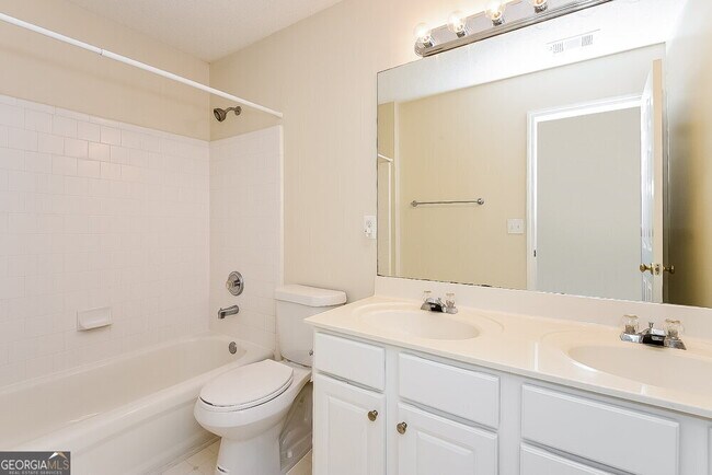 Building Photo - 410 Citronelle Dr