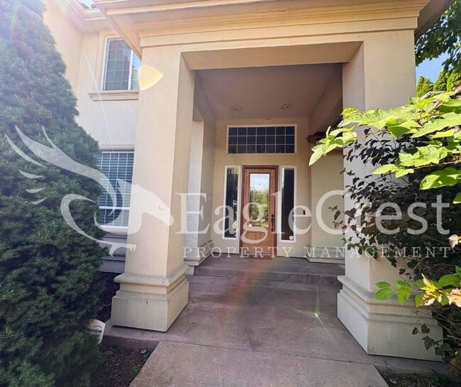 Building Photo - 44 Vinehill Dr