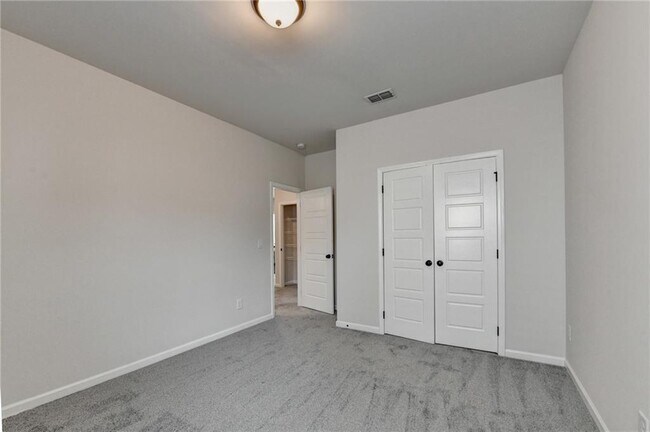 Building Photo - 1854 Westfall Lndg