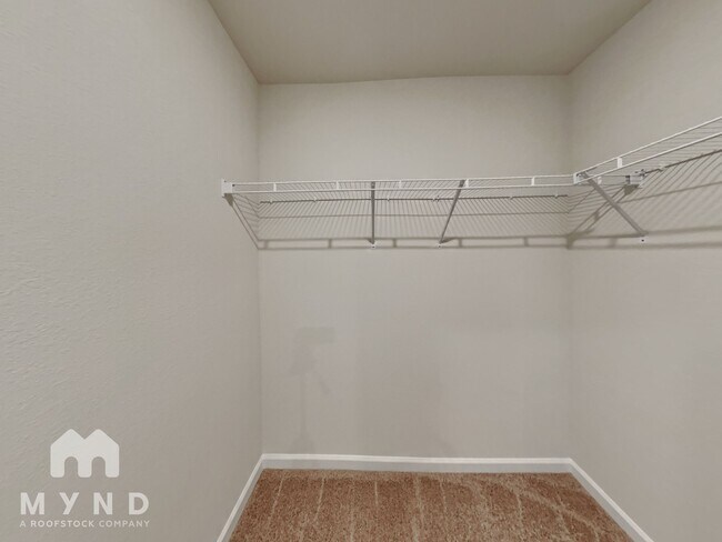 Building Photo - 428 Ivy Bank Dr