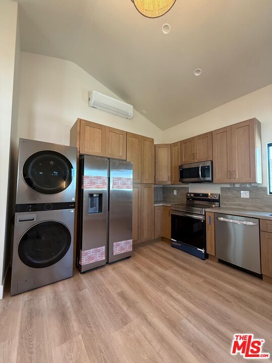 Building Photo - 7849 Brighton Ave